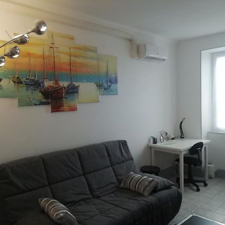 Pegase Meuble 3*** Daire Fourchambault Dış mekan fotoğraf