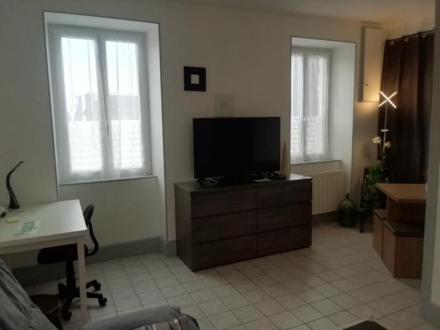 Pegase Meuble 3*** Daire Fourchambault Dış mekan fotoğraf